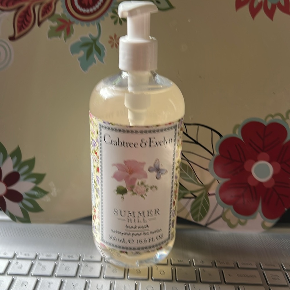 Crabtree & Evelyn Summer Hill Hand Wash 16.9 oz Fresh!